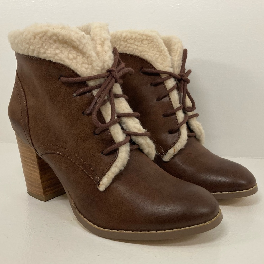 Restricted Dark Chocolate Brown Winter Booties 3" Heel Sheerling Cabincore Cozy